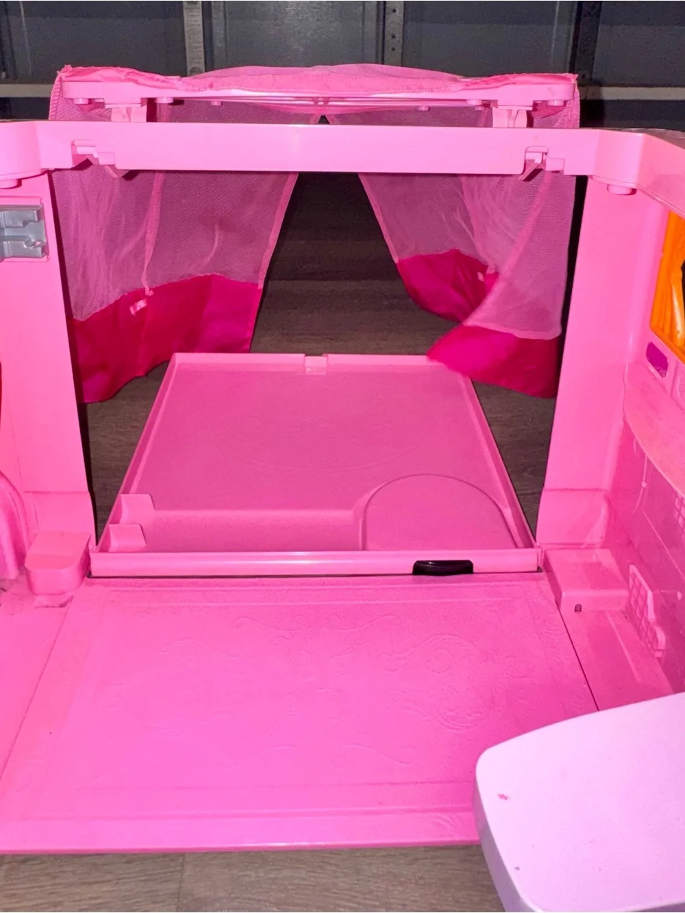Barbie Pink and Magenta Play Delivery Van